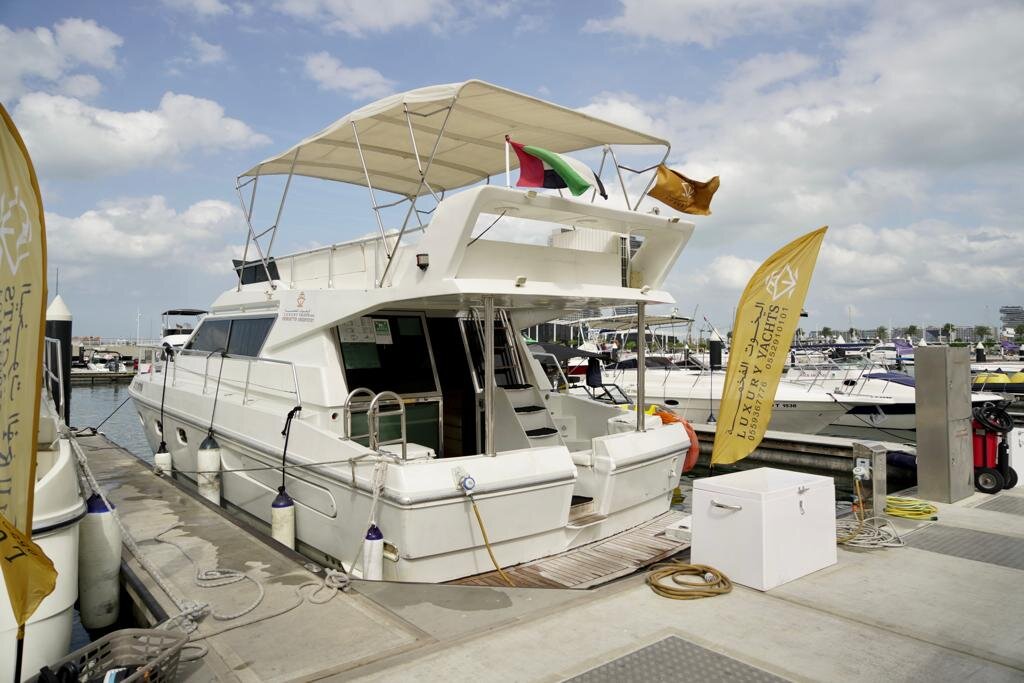 Luxury Yacht 44 Feet
