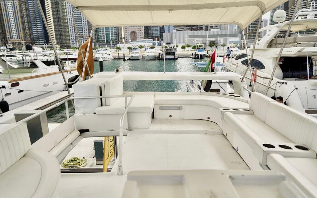 Luxury Yacht 44 Feet