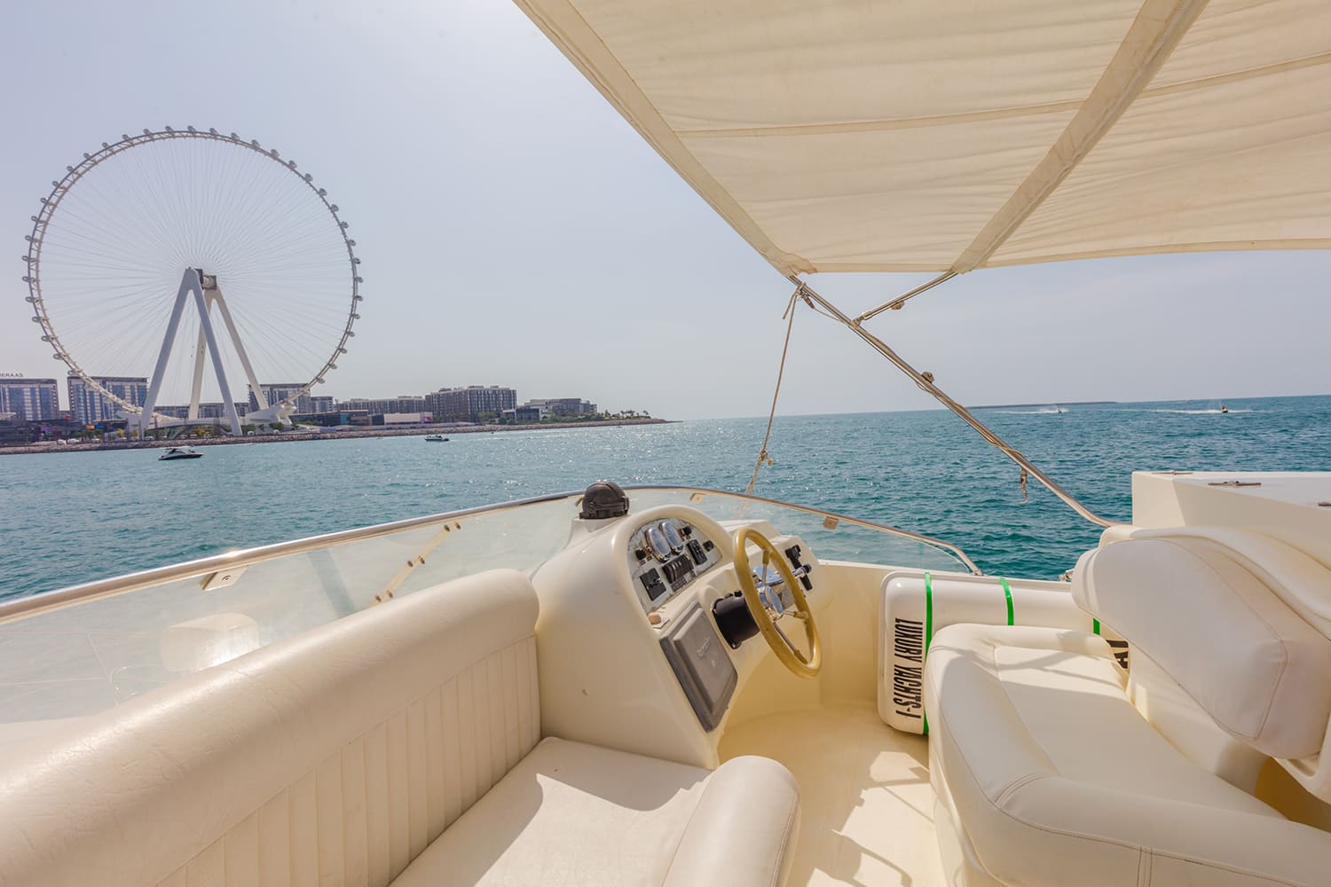 Luxury Yacht 50 Feet