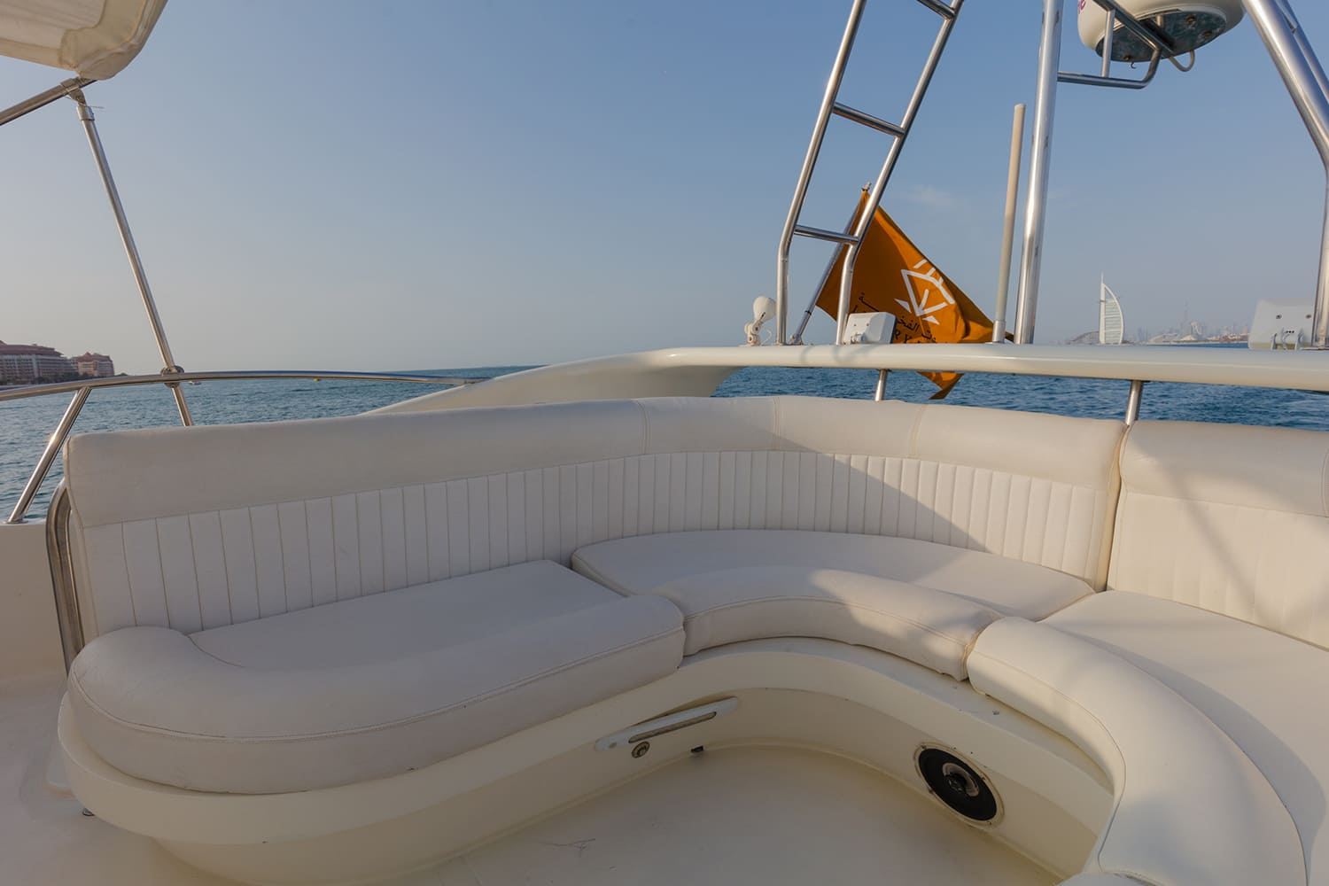 Luxury Yacht 50 Feet