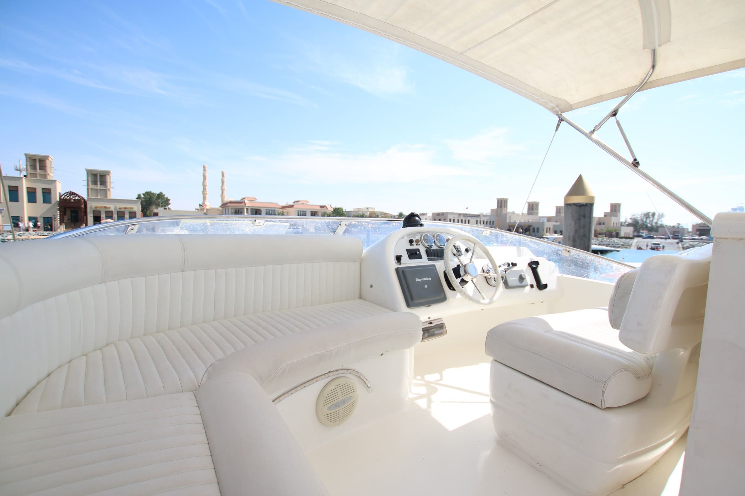 Luxury Yacht 50 Feet