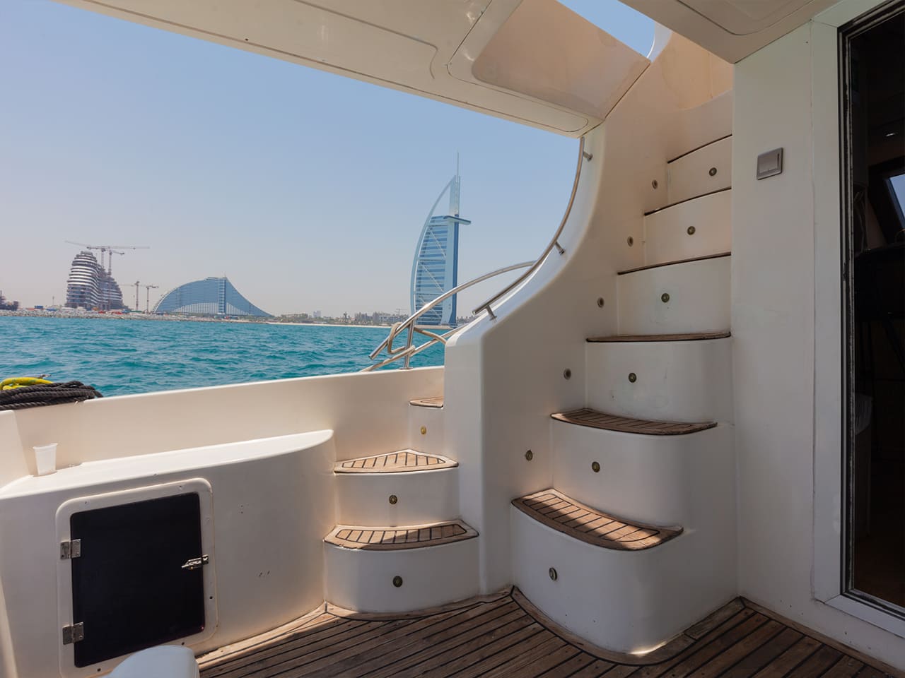 Luxury Yacht 55 Feet